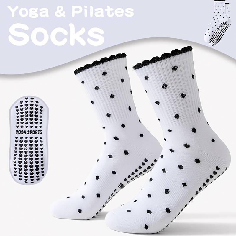 Pilates Yoga Barre - جوارب يوغا نسائية بيضاء بنقاط سوداء