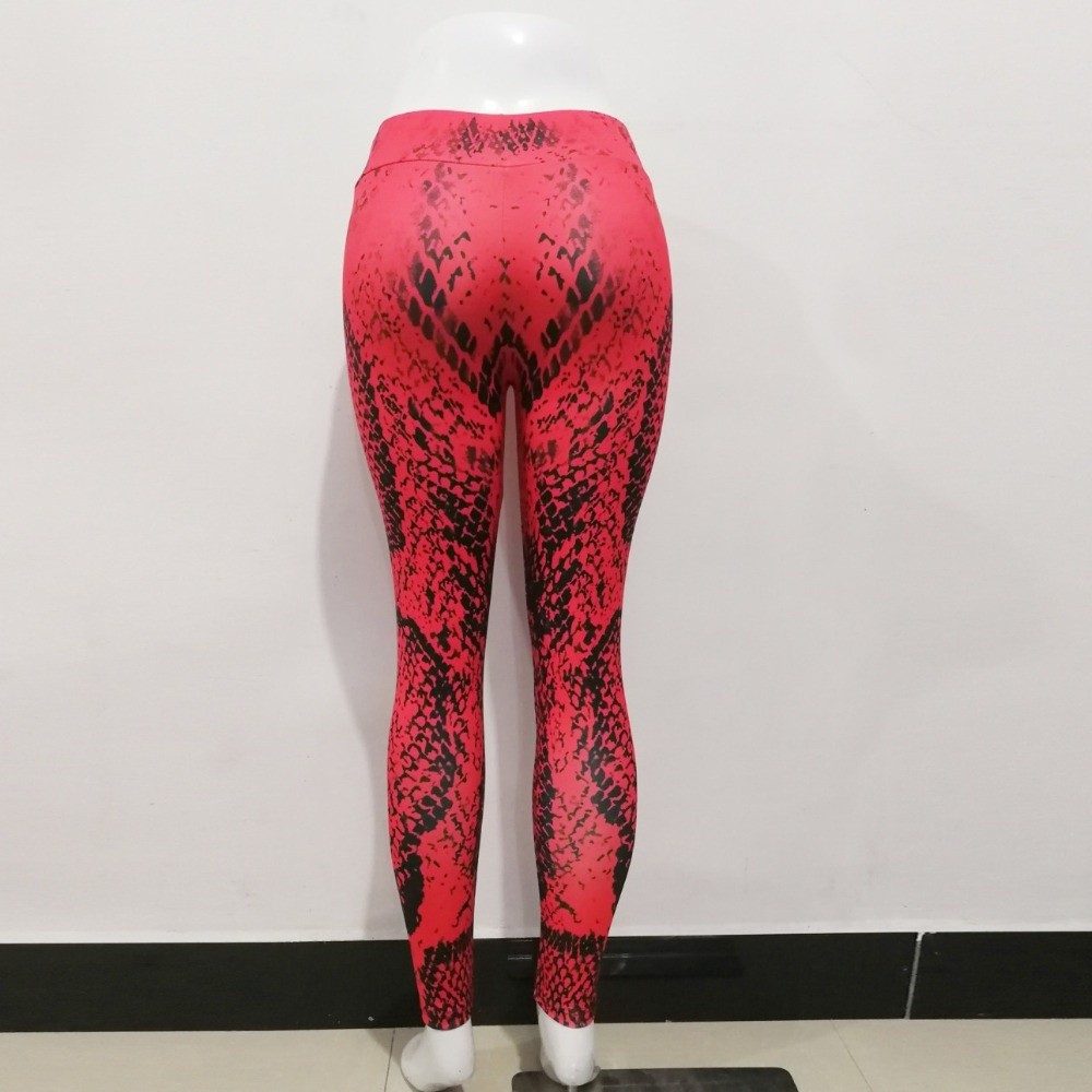 بنطلون ليجنز بنقشة جلد الثعبان - مراجعة Pilates Yoga Legging وسعره
