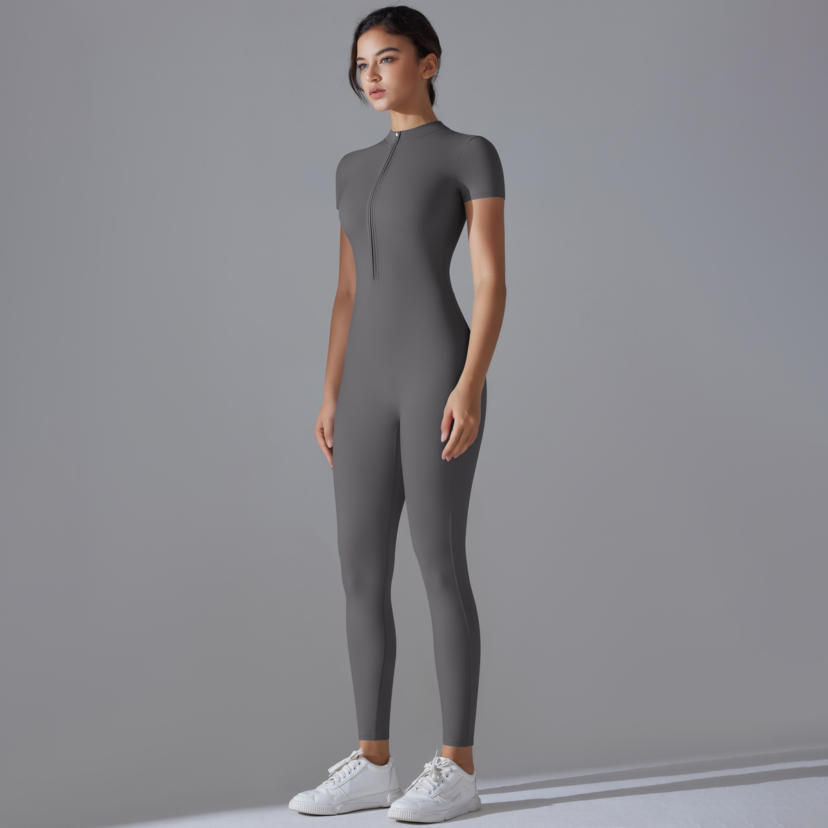 طقم يوجا بدلة قفز نسائية قطعة  - مراجعة Pilates Yoga Gear وسعره