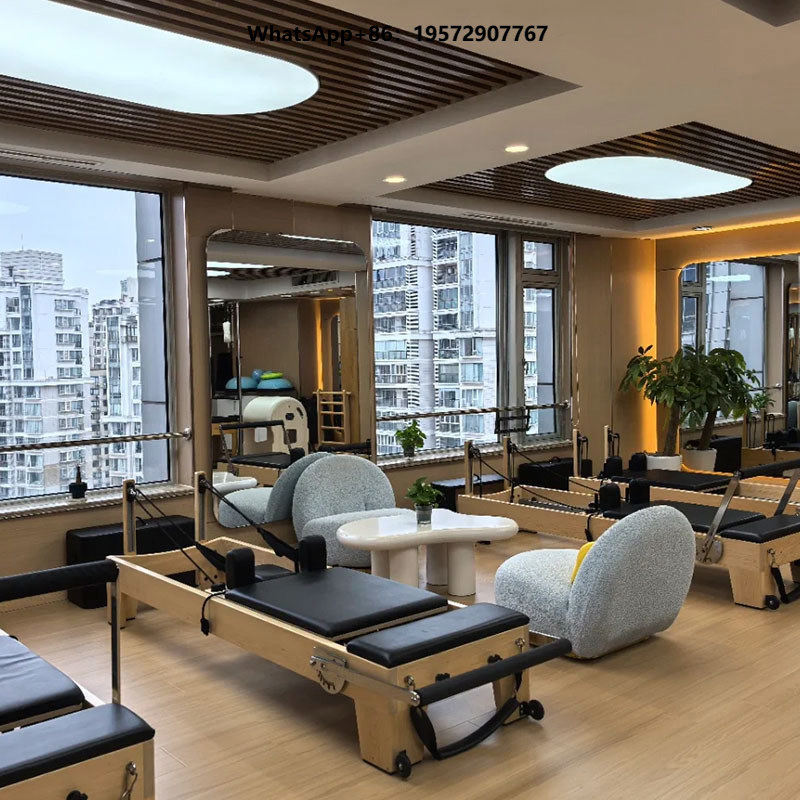 سرير بيلاتس خشبي قابل للتعديل  - مراجعة Pilates Yoga Studio وسعره