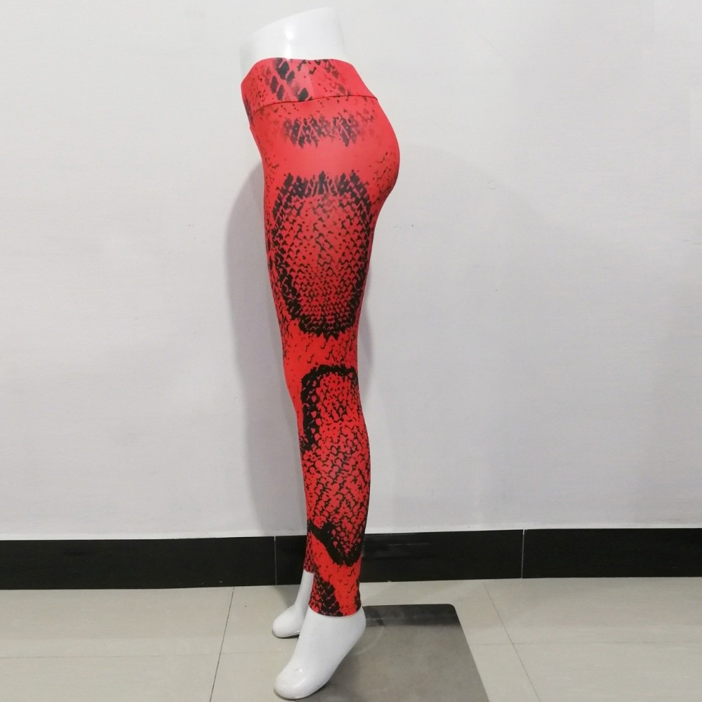 بنطلون ليجنز بنقشة جلد الثعبان - مراجعة Pilates Yoga Legging وسعره