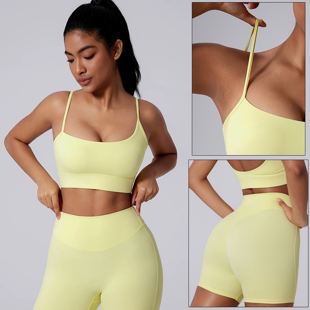 طقم رياضي نسائي أصفر من كلاود  - مراجعة Pilates Yoga Wrap Top وسعره