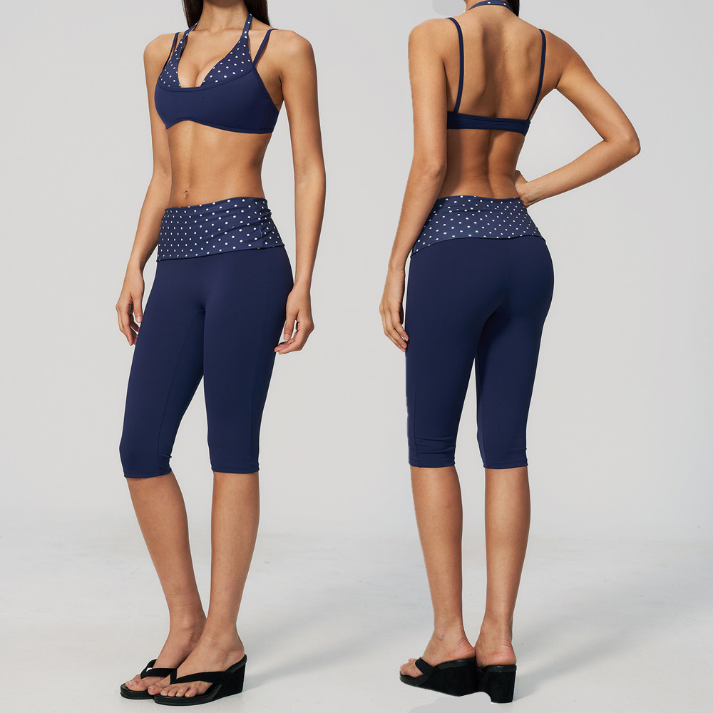 حمالة صدر رياضية نسائية منقطة  - مراجعة Pilates Yoga Wrap Top وسعره
